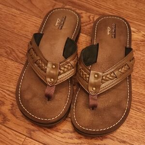 Clarks Tan Leather Flip-Flops